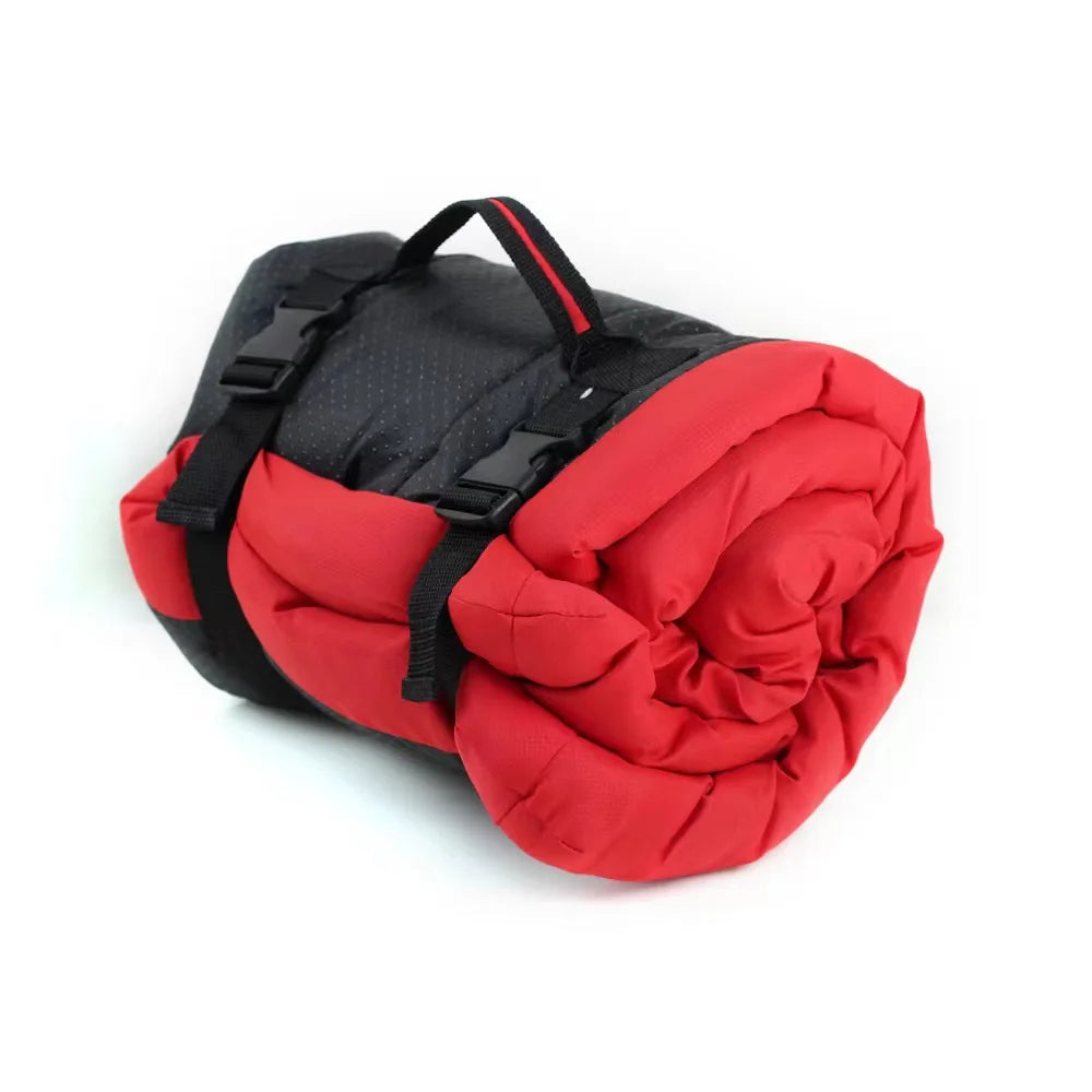 Portable outdoor waterproof dog mat
