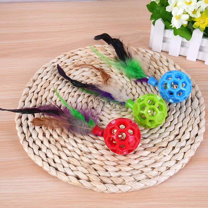 Plastic cartoon realistic caterpillar cat toy hollow ball bite resistant interactive bell chew toy