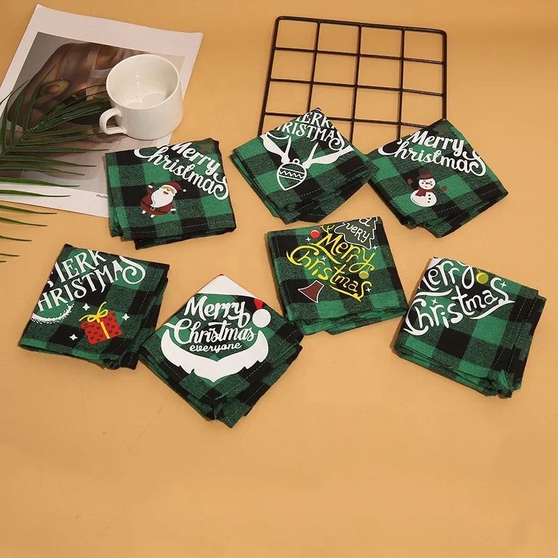 Merry Christmas Classic Checkered Pet Triangular Scarf